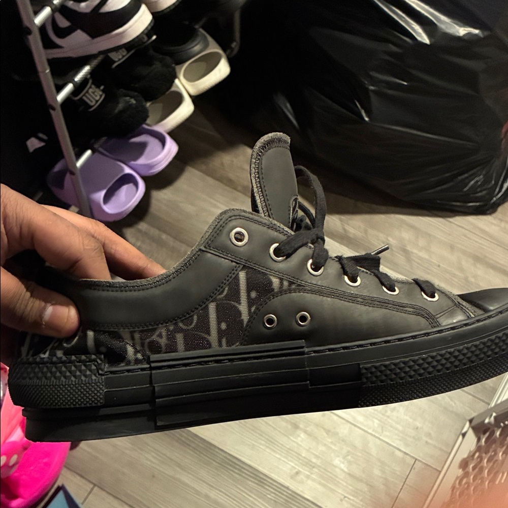 Dior Men's Gray and Black Logo Sneakers - Picture 3 of 7